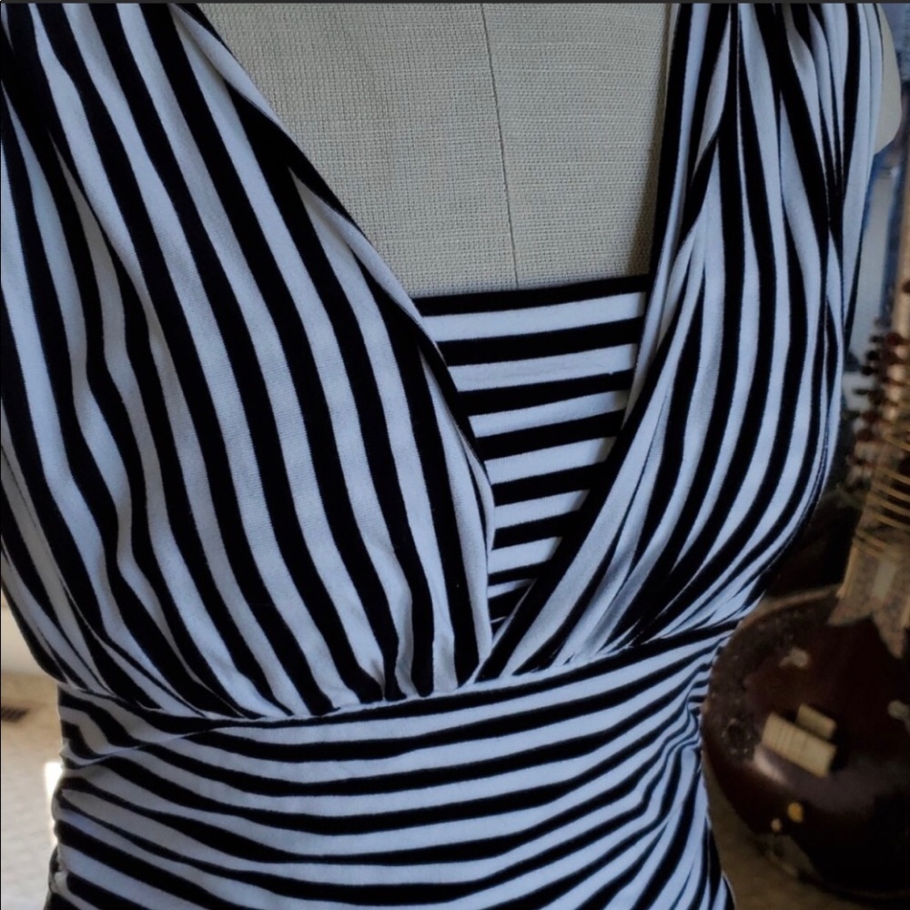 WHBM Convertable Top - Picture 4 of 10
